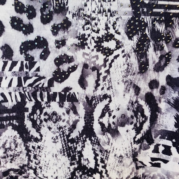 Style & Co Animal Snakeskin Cheetah 🐆 Print Shirt - Picture 2 of 5